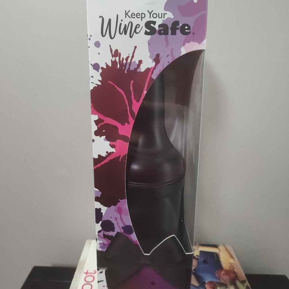 WineSafe: 4 Piece Wine Set - NEW